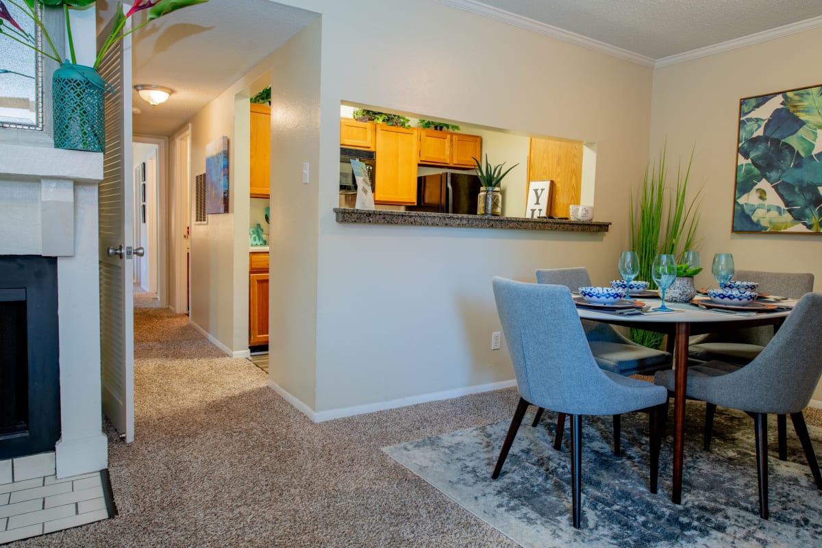 Images & Video Emberwood Apartments